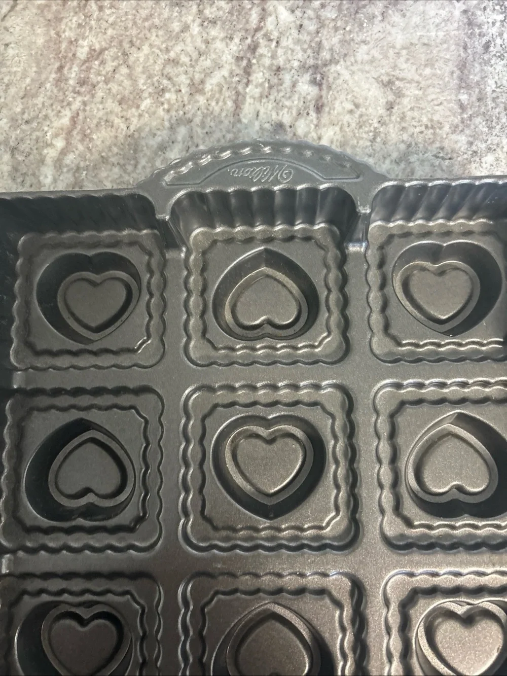 Wilton Heart Cake Pan Nonstick Brownie Mold 12 Cavity Baking Pan Heavy Duty!